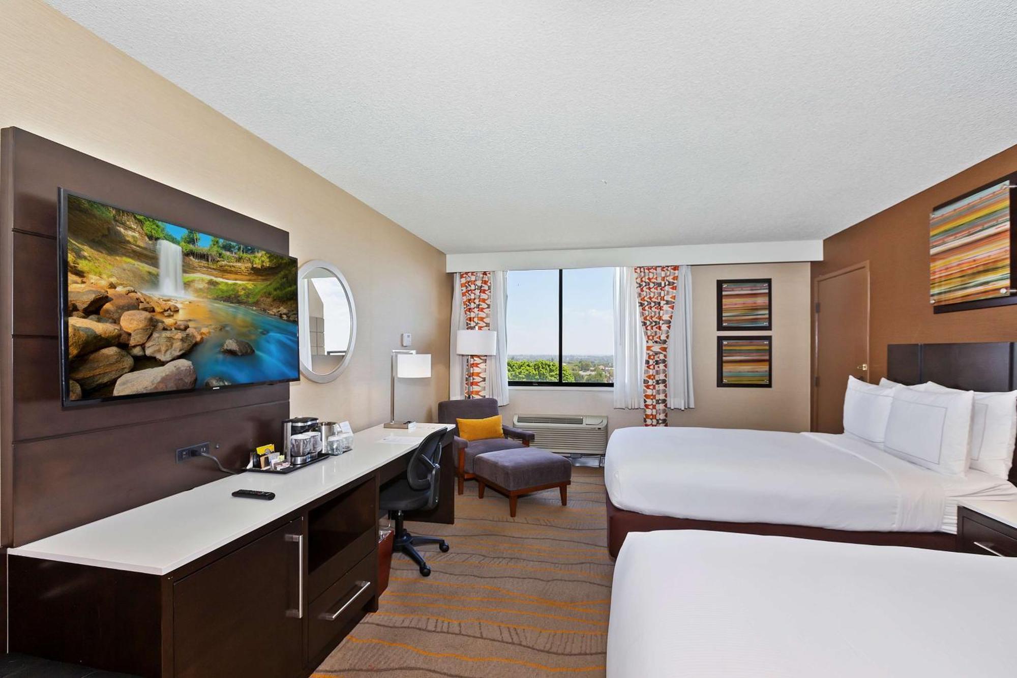 Doubletree By Hilton Whittier Exterior foto