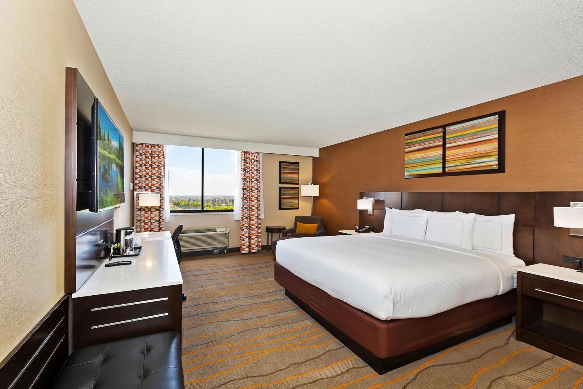 Doubletree By Hilton Whittier Exterior foto