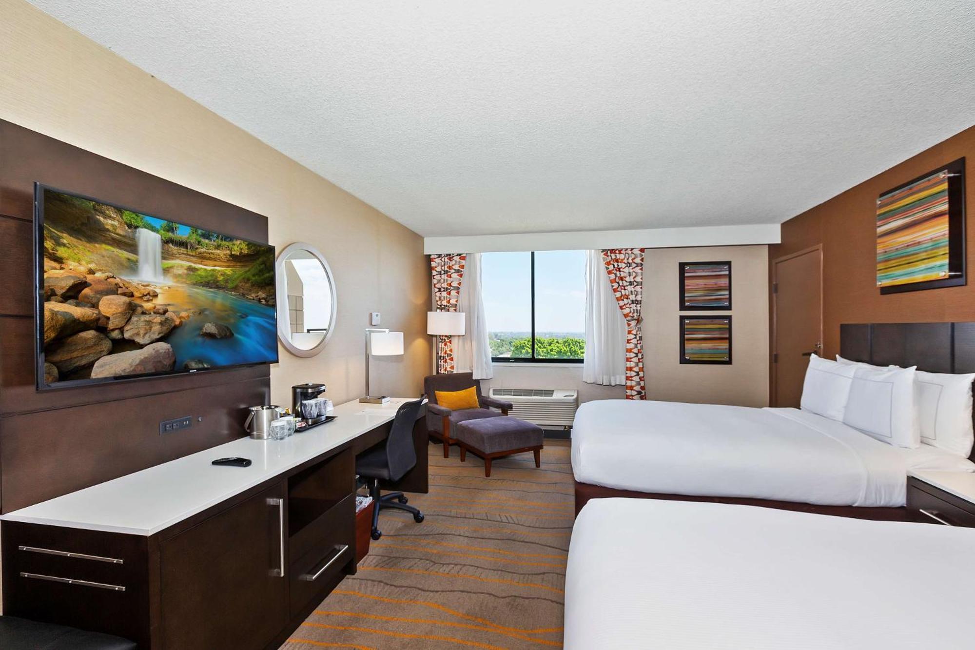 Doubletree By Hilton Whittier Exterior foto
