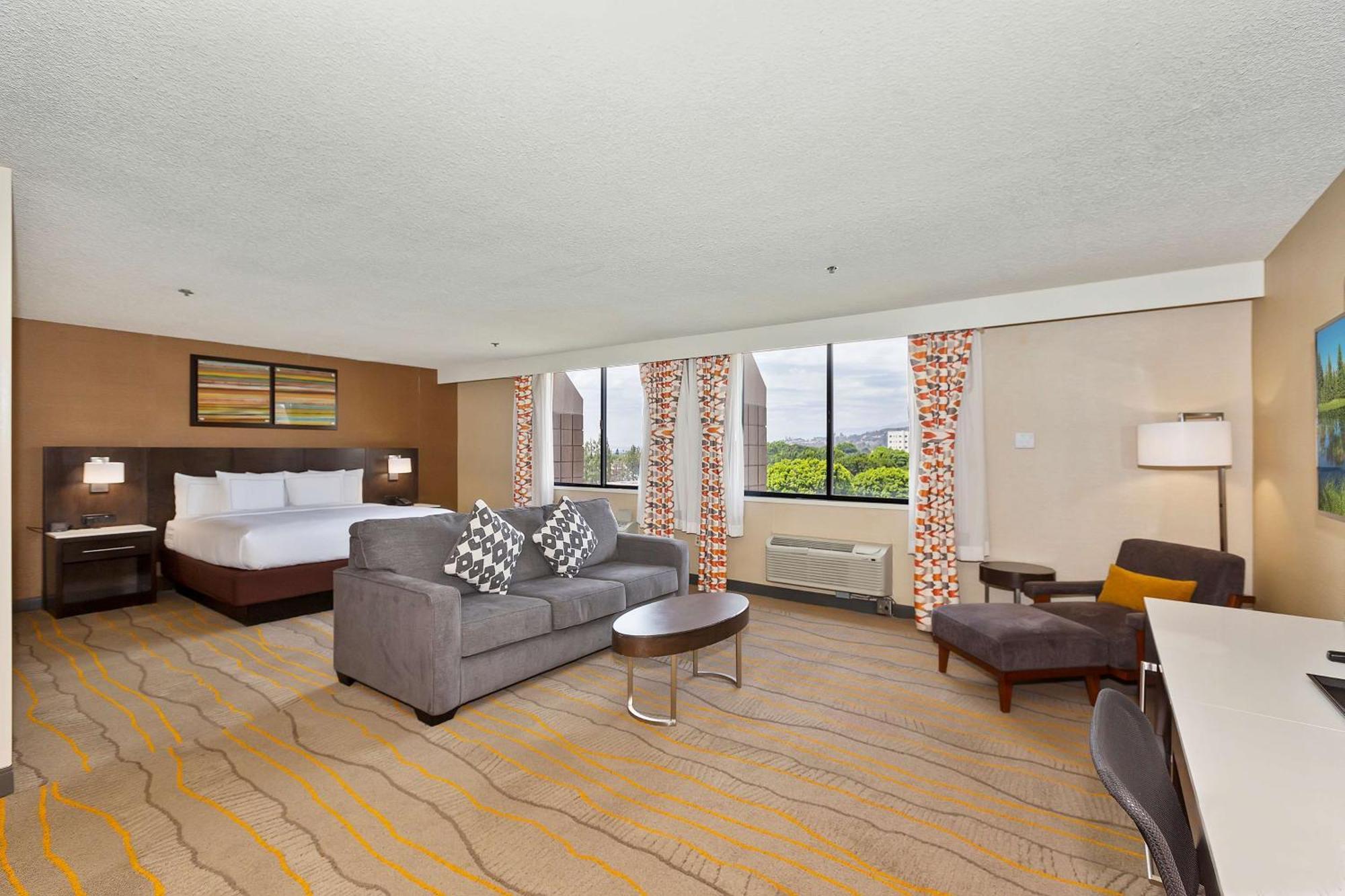Doubletree By Hilton Whittier Exterior foto