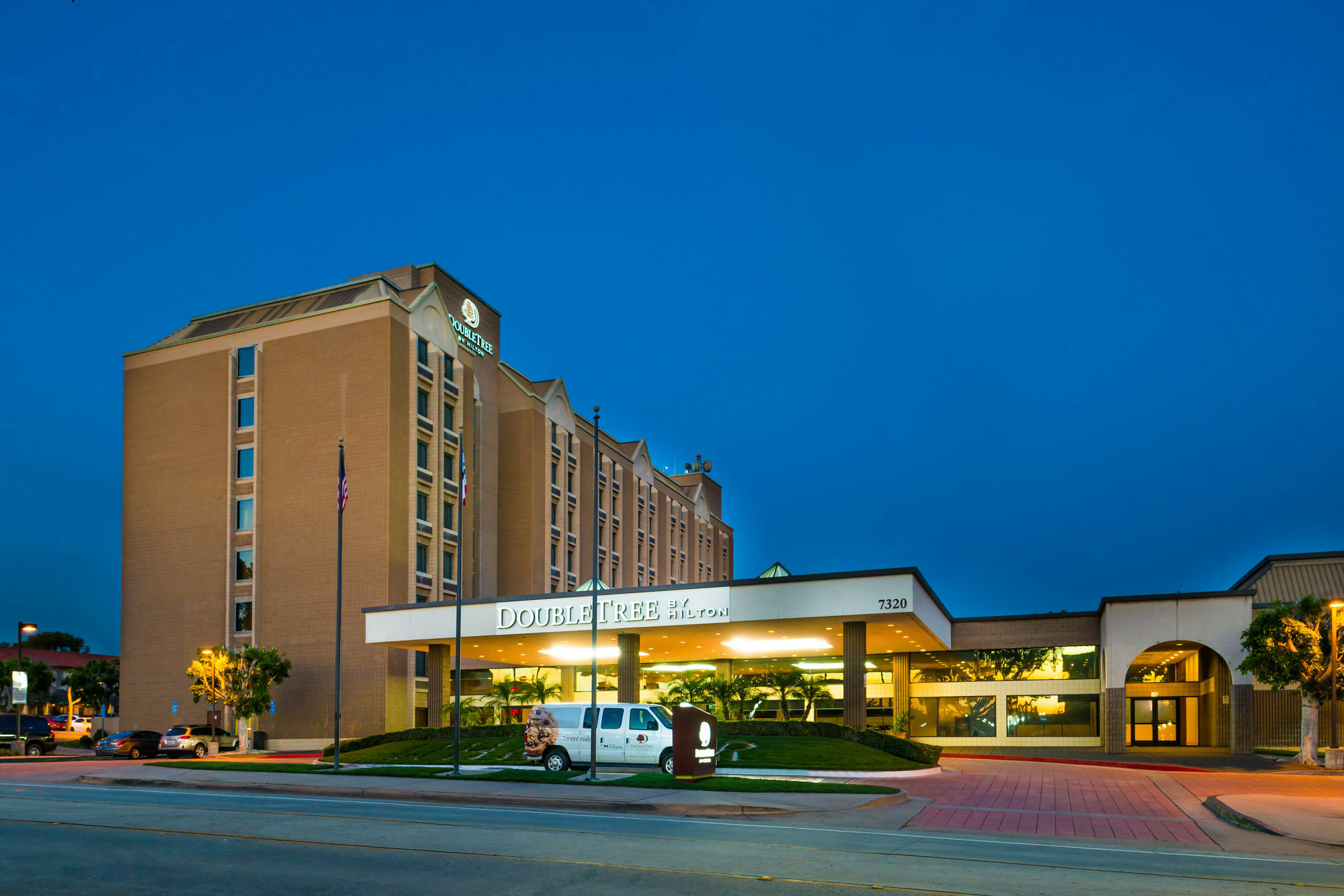 Doubletree By Hilton Whittier Exterior foto